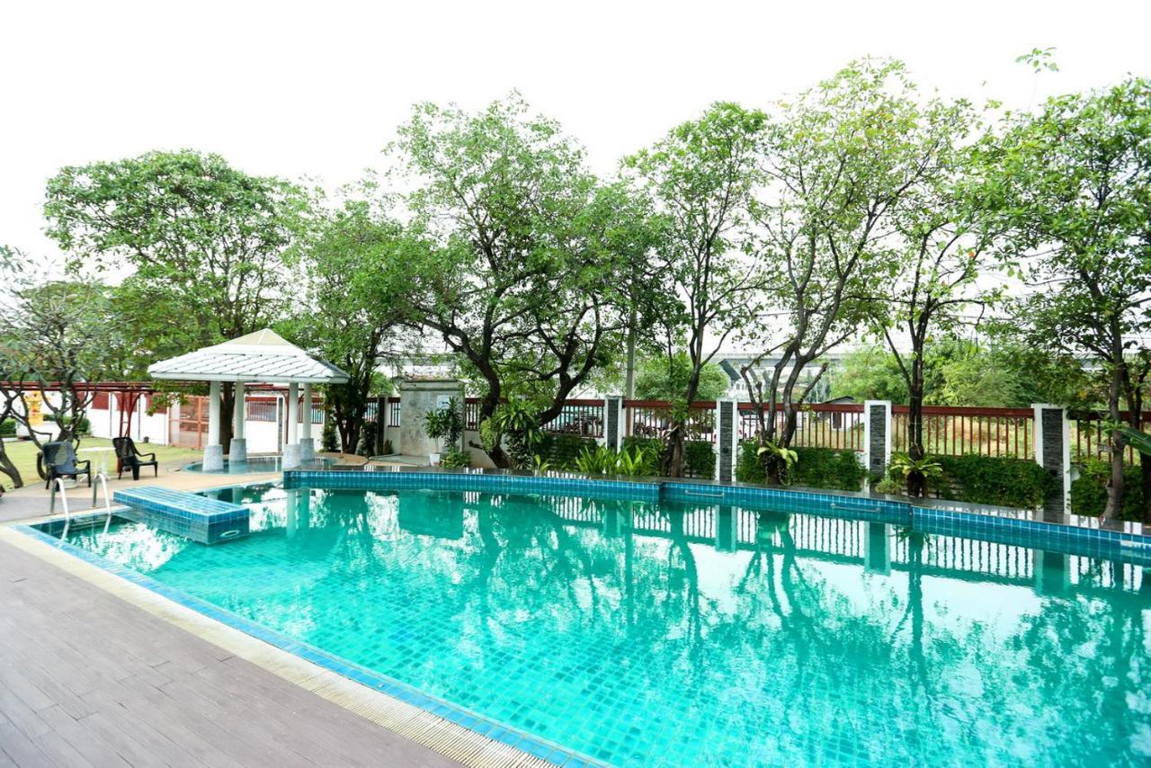 Bellevue Boutique Bangkok Apartman Kültér fotó